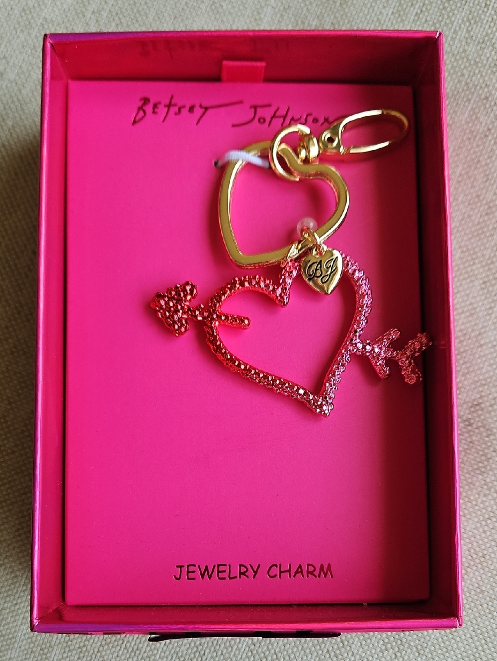 Betsey Johnson Jewelry Bag Charm Keychain Heart & Arrow Red Pink Gold-tone